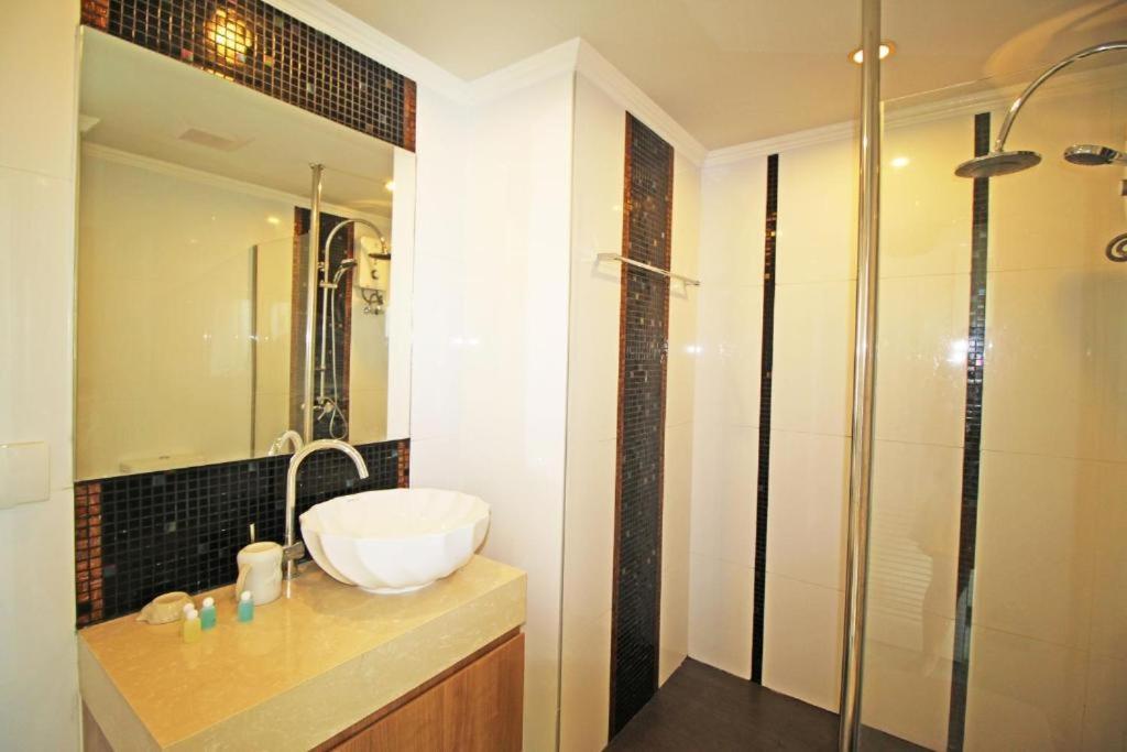 Amazon Residence By Pattaya Sunny Rentals Jomtien Beach Room photo