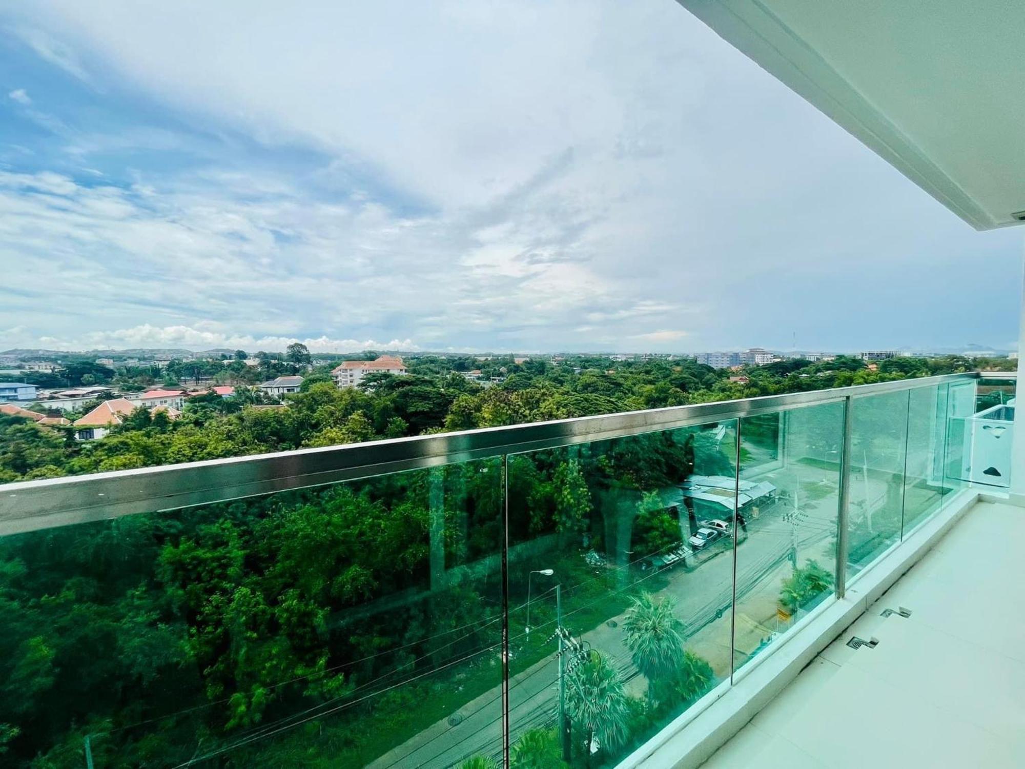 Amazon Residence By Pattaya Sunny Rentals Jomtien Beach Room photo