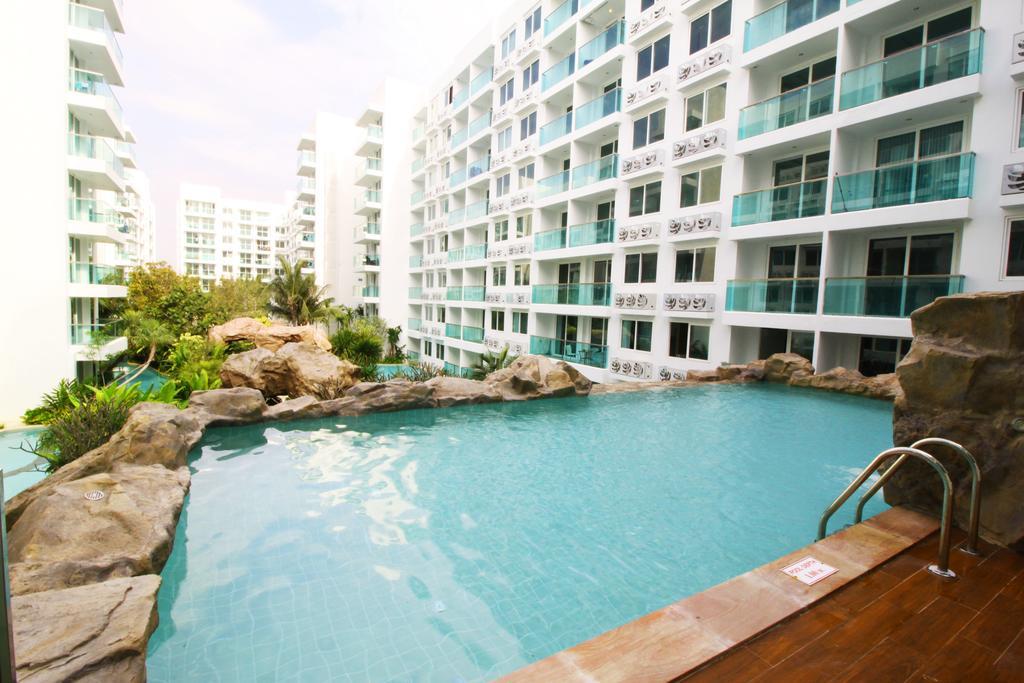 Amazon Residence By Pattaya Sunny Rentals Jomtien Beach Exterior photo